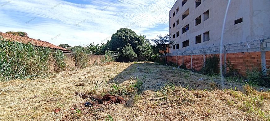 Vendo Lote no Jardim Hevécia, 543m2 Lote à Venda, 543 por R$ 290.000 no setor Jardim Helvécia VN2744