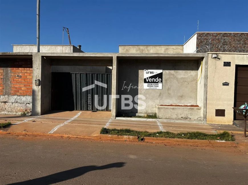 0 - Casa 3 quartos, sendo 1 suíte