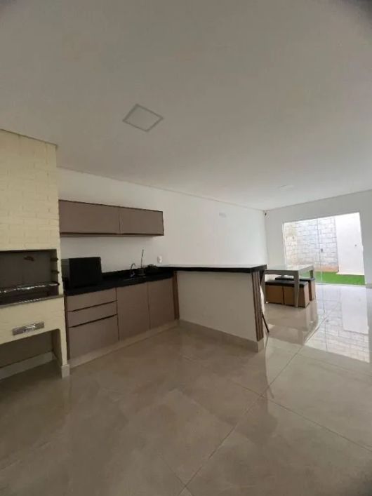 Sobrado de 156 m² com 03 suítes à venda por R$ 780.000 no Setor Vila Maria - Aparecida de Goiânia/GO