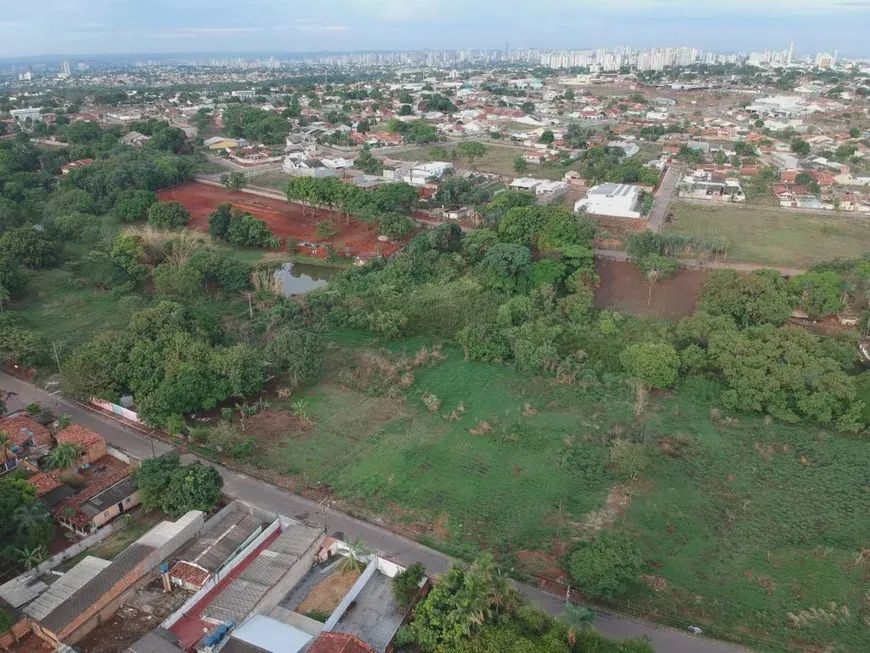 Área de 2.585 m² entre a Av. Rio Verde e o Anel Viário.