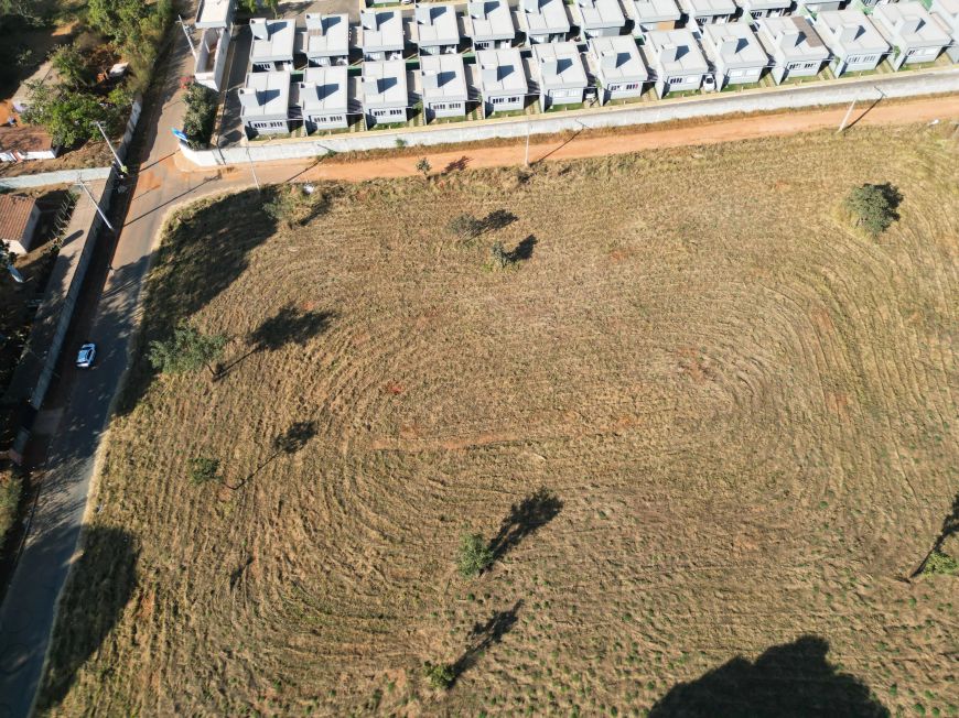 Terreno Comercial/Residencial de Esquina à Venda 📍 Chácara São Pedro, Aparecida de Goiânia
