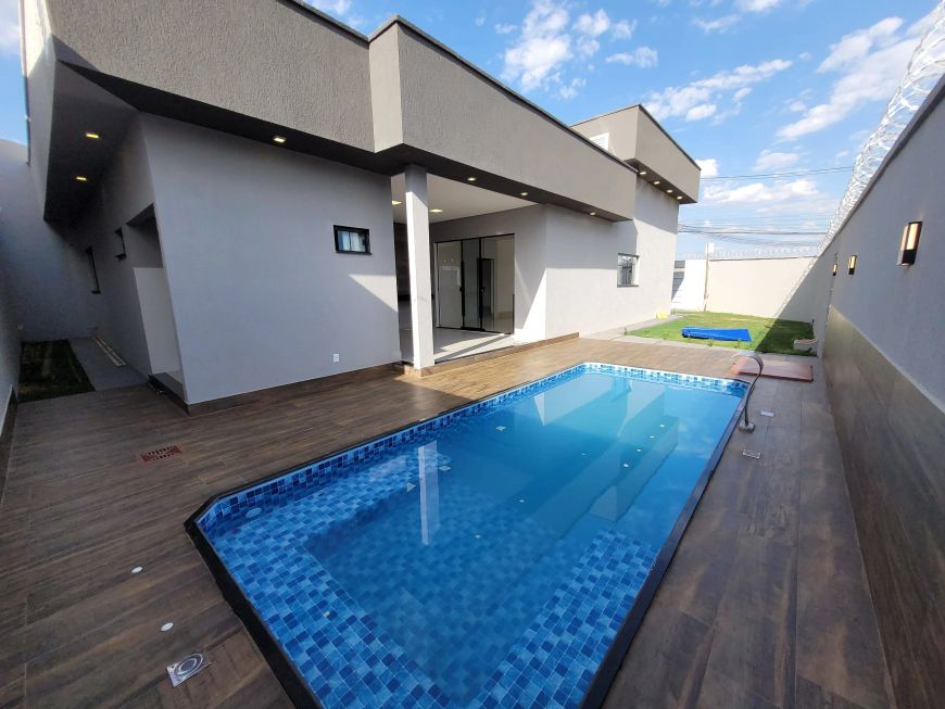 📍Vendo Casa no Parque Veiga Jardim