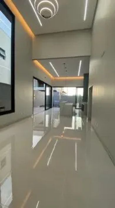 Casa Térrea em ParqVille Jacarandá, alto padrão, Lote de 342,75 m², 3 suítes plenas, com área de laz