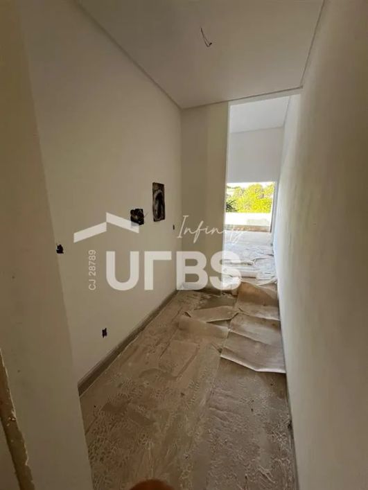 0 - Casa 3 quartos, sendo 1 suíte