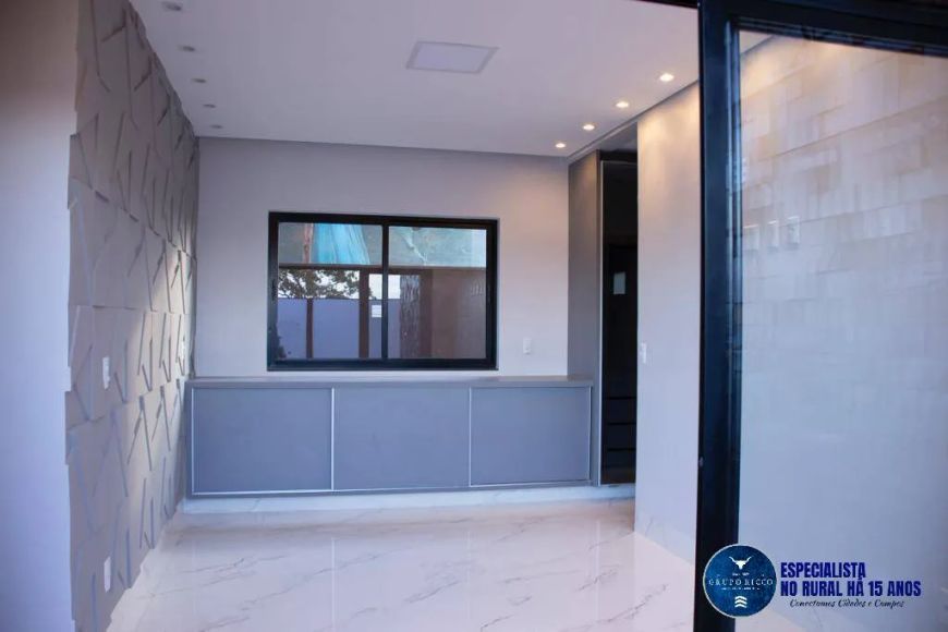 Casa no ParqVille Pinheiros, 3 Suítes com Poço Artesiano