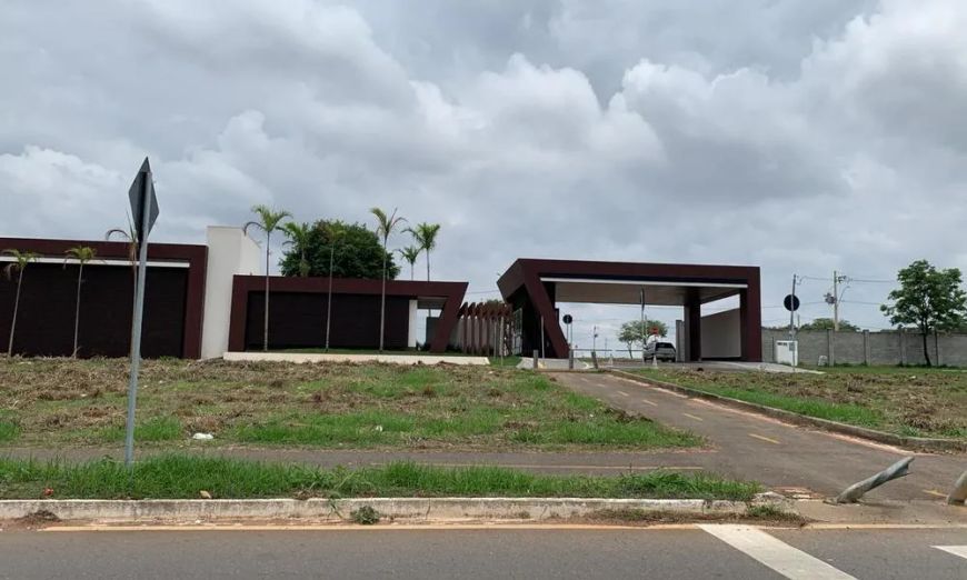 Terreno no Condominio Aldeia do Parque