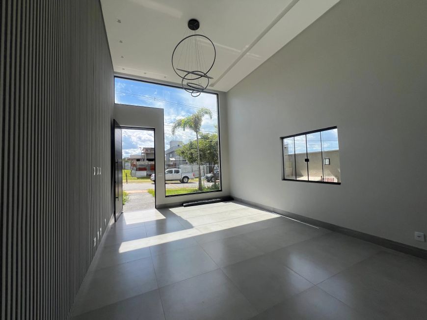 Casa com 3 quartos em condomínio fechado. Casa em Condomínio com 3 Quarto(s) e 4 banheiro(s) à Venda
