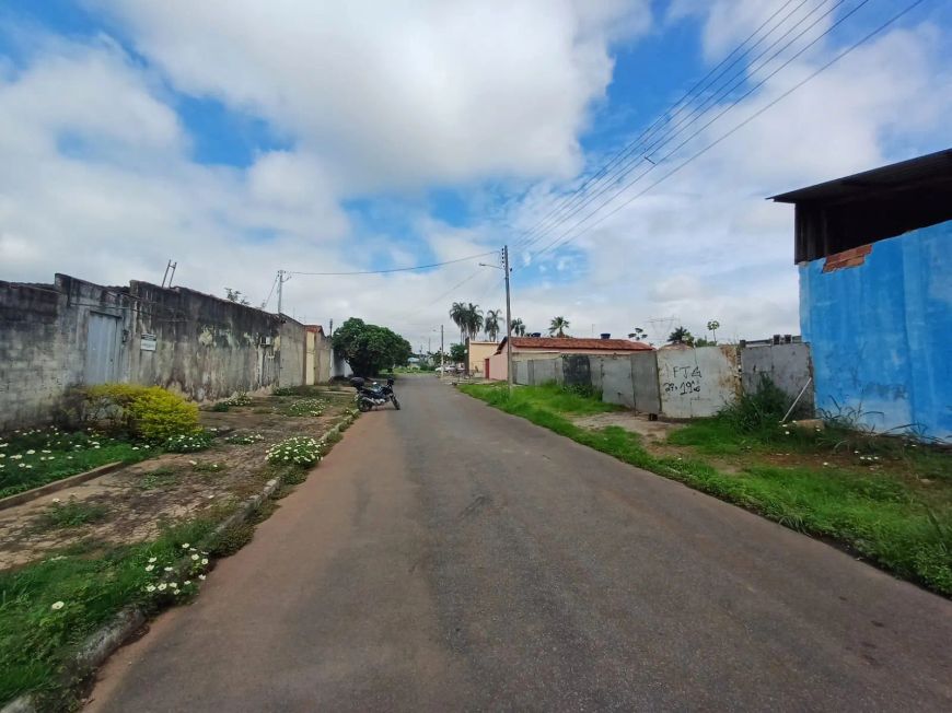 Área na região central de Aparecida de Goiânia. Área / Terreno à Venda, 938 por R$ 460.000 no setor