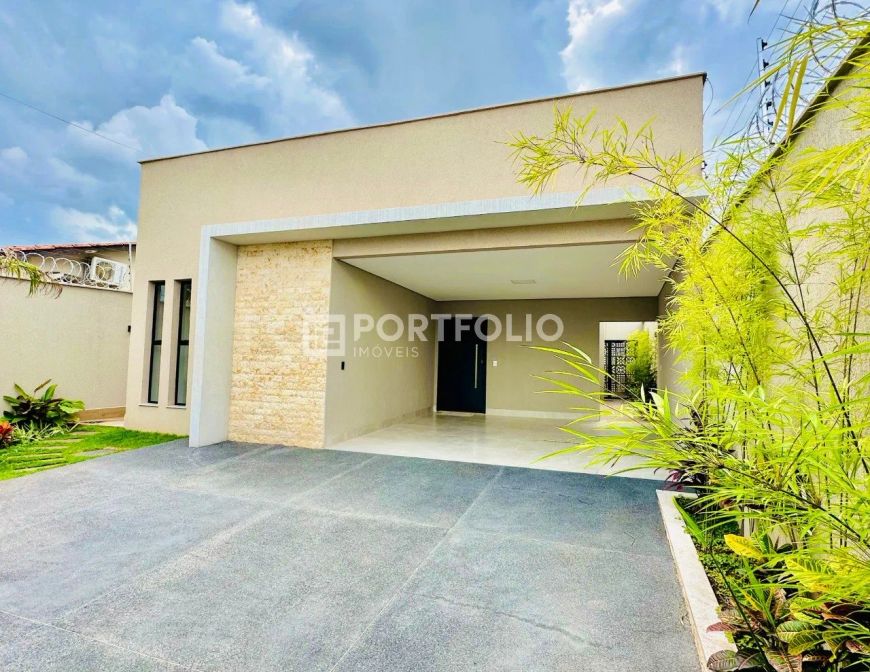 Casa térrea com 2 quartos à venda, 163,04m² por R$870.000,00- Liocalizada na Vila Brasília em Aparec