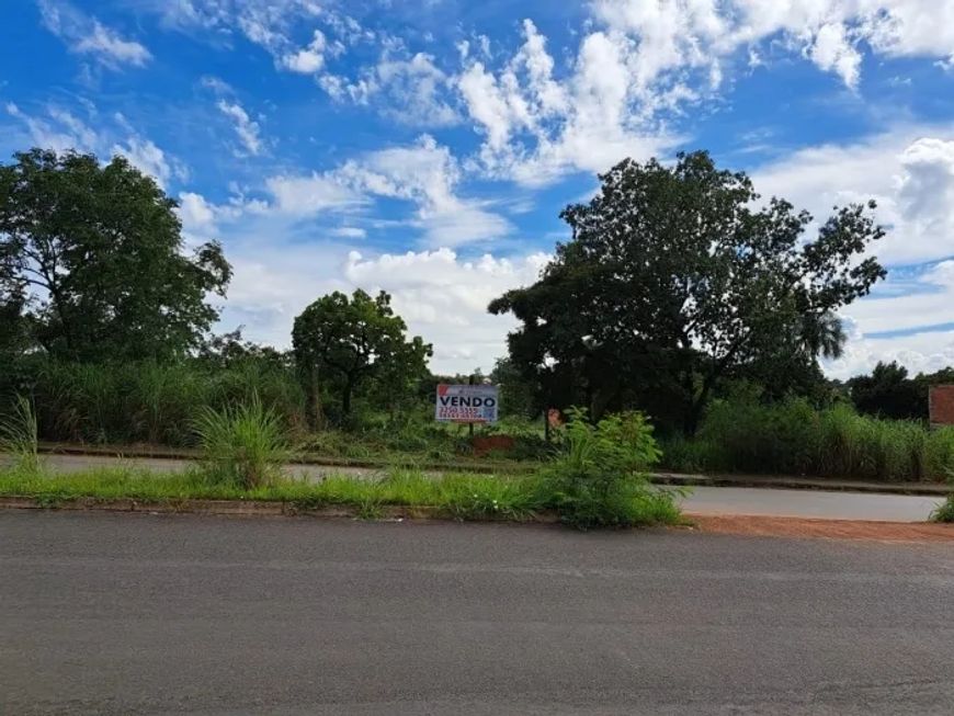 Terreno à venda no bairro Jardim Veneza em Aparecida de Goiânia/GO
