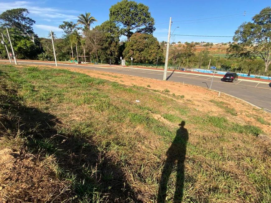 Lote Jardins Versalhes Lote à Venda, 453.05 por R$ 543.660 no setor Jardins Versalhes IN22762
