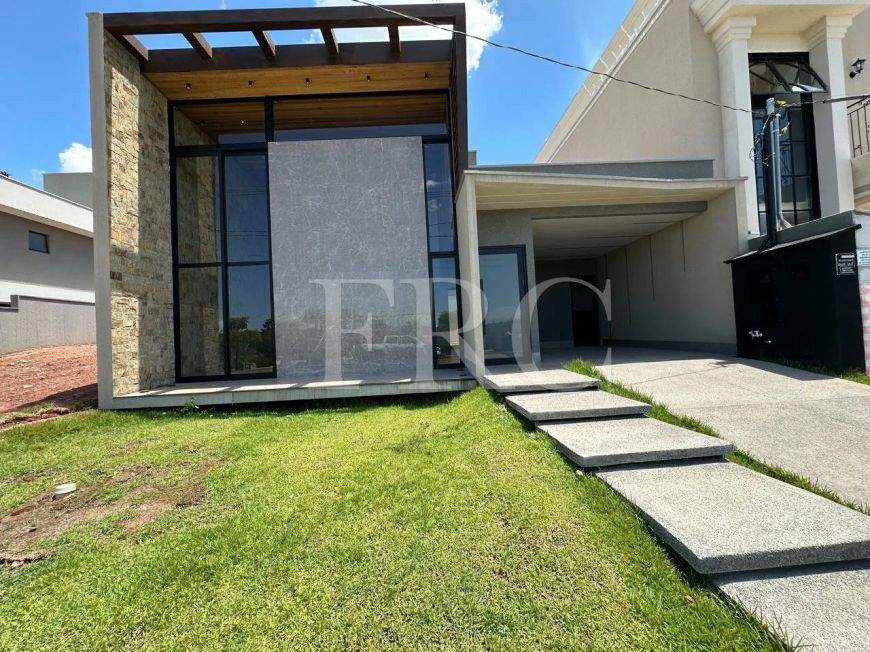 CASA JARDINS SEVILHA Casa em Condomínio com 3 Quarto(s) e 4 banheiro(s) à Venda, 151 por R$ 1.590.00