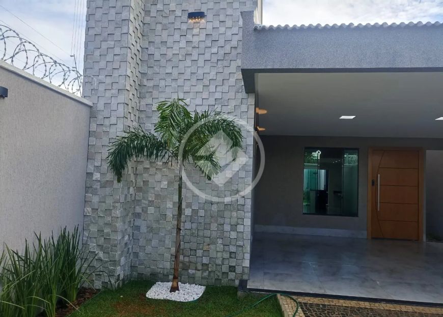 Casa no setor Cidade Satélite São Luiz em Aparecida de Goiânia, com 3 suítes plenas. codigo: 57066
