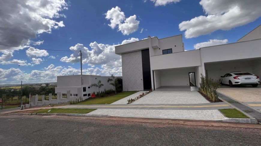 Imóvel para venda com 320 metros quadrados com 4 quartosSobrado de Alto Padrão no Jardim Veneza - Co