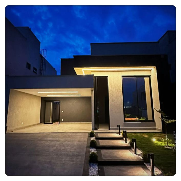 CASA 3 SUÍTES PARQUE JACARANDÁ APARECIDA DE GOIÂNIA