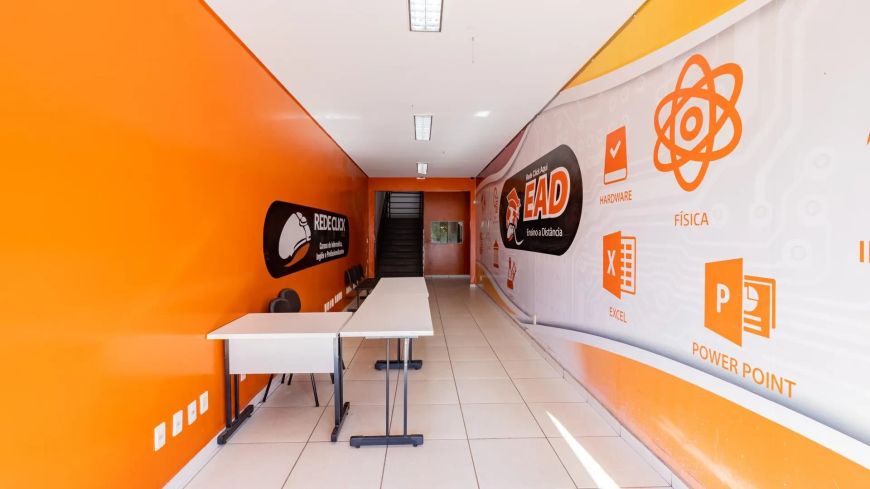 Loja com 431 m² à venda no Setor Garavelo