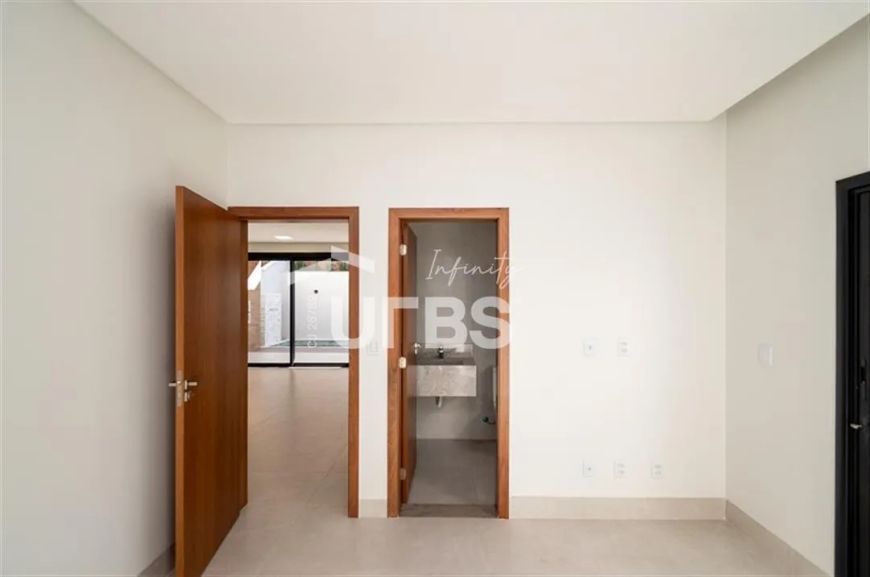 jardins Sevilha - Casa de Condomínio 4 quartos, sendo 4 suítes