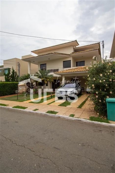 Sobrado ao Atacadão com 4 Suítes - Jardins Monaco