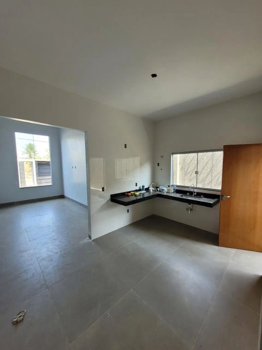 Casa 2 quartos com 1 suíte, no Alto Paraiso Aparecida de Goiania