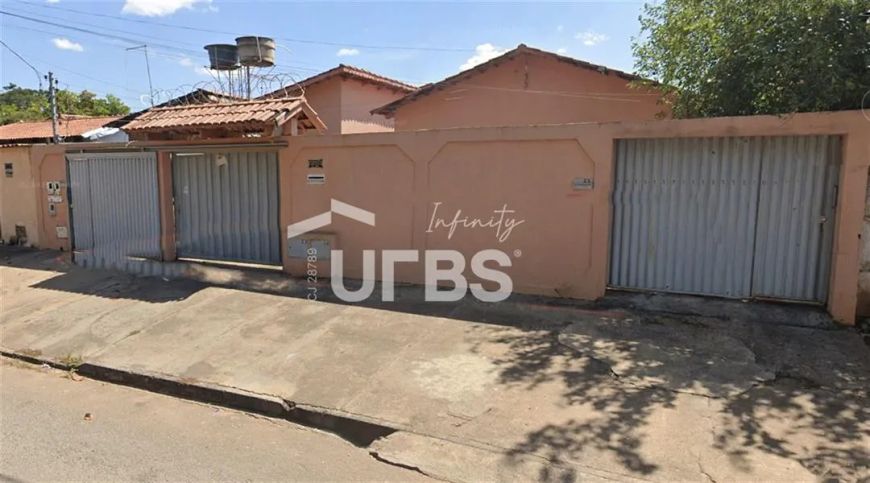 Terreno espaçoso de 375m² no Parque Real