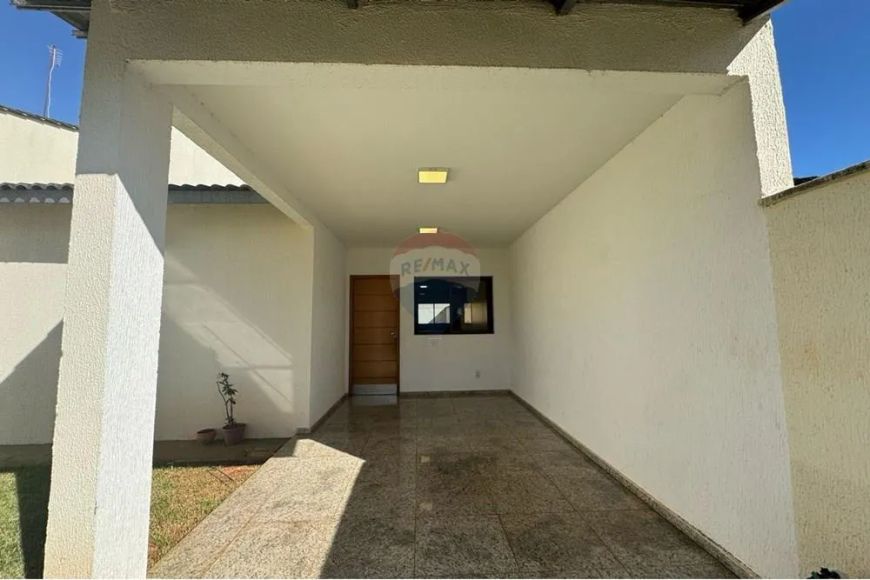 Casa 3 quartos no Condomínio Vila Bella IV, Setor Santa Luzia
