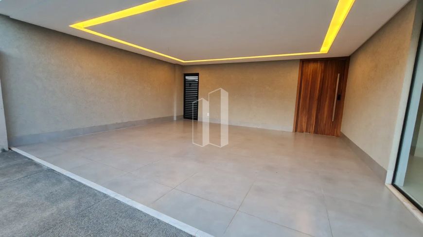 Sobrado de Luxo com 4 suítes no Parqville Jacarandá