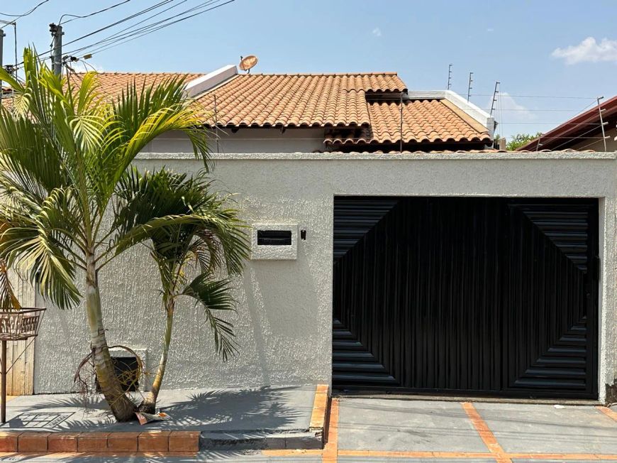 Casa em Mansões Paraiso, Aparecida de Goiânia-Go