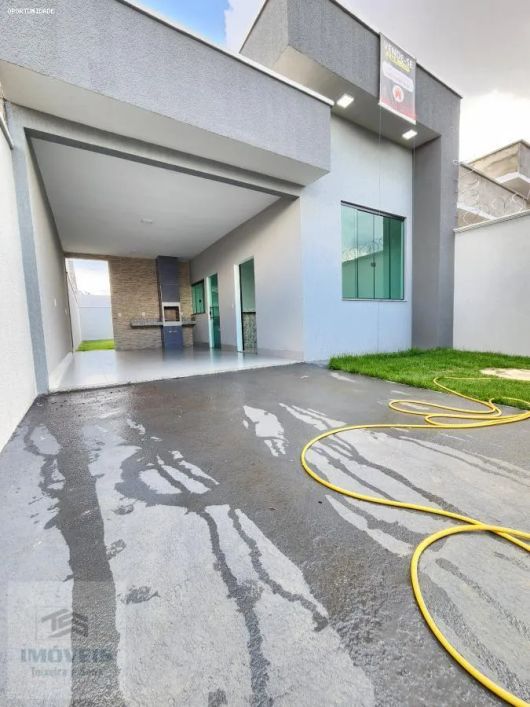 Casa para Venda em Aparecida de Goiânia, Cardoso Continuação, 3 dormitórios, 1 suíte, 2 banheiros, 2