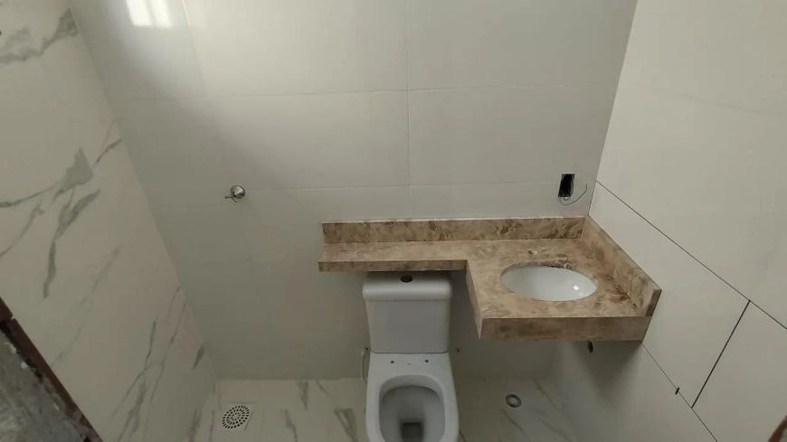 Sobrado 3 Quartos mais escritorio Bairro Ilda