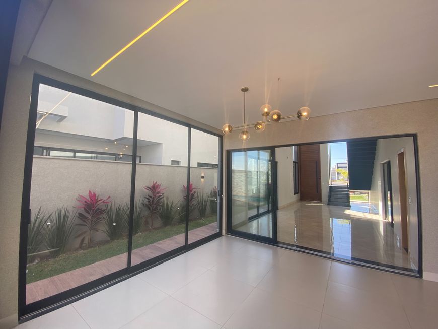 Parqville Jacarandá | sobrado 5 quartos | com piscina | 3 suítes