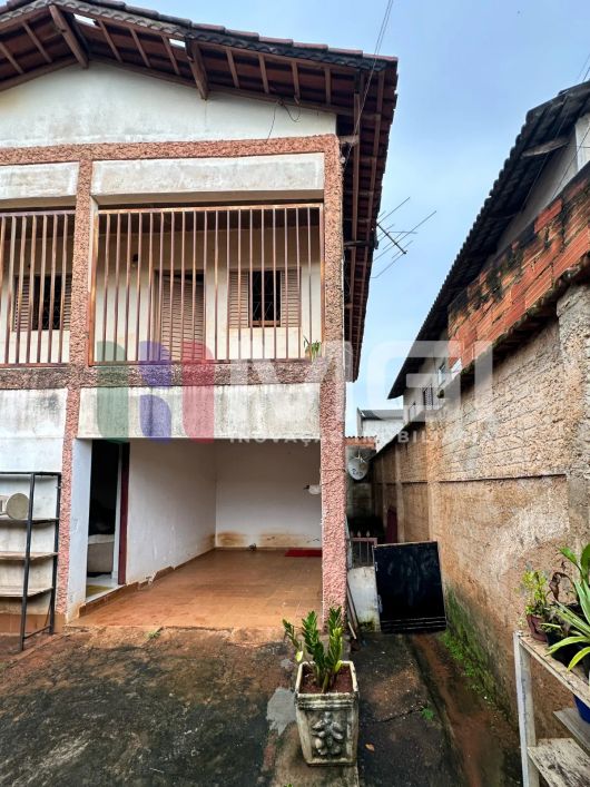 SOBRADO PROXIMO AO HMAP COM188m² 5 quartos 2 SUÍTES APARECIDA DE GOIÂNIA