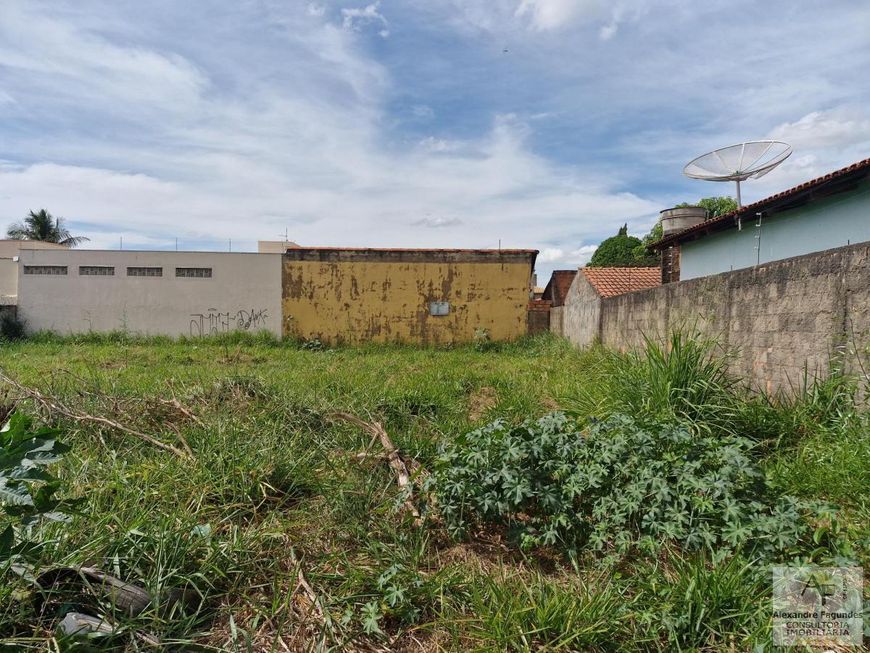 Lote para Venda em Aparecida de Goiânia, Residencial Village Garavelo