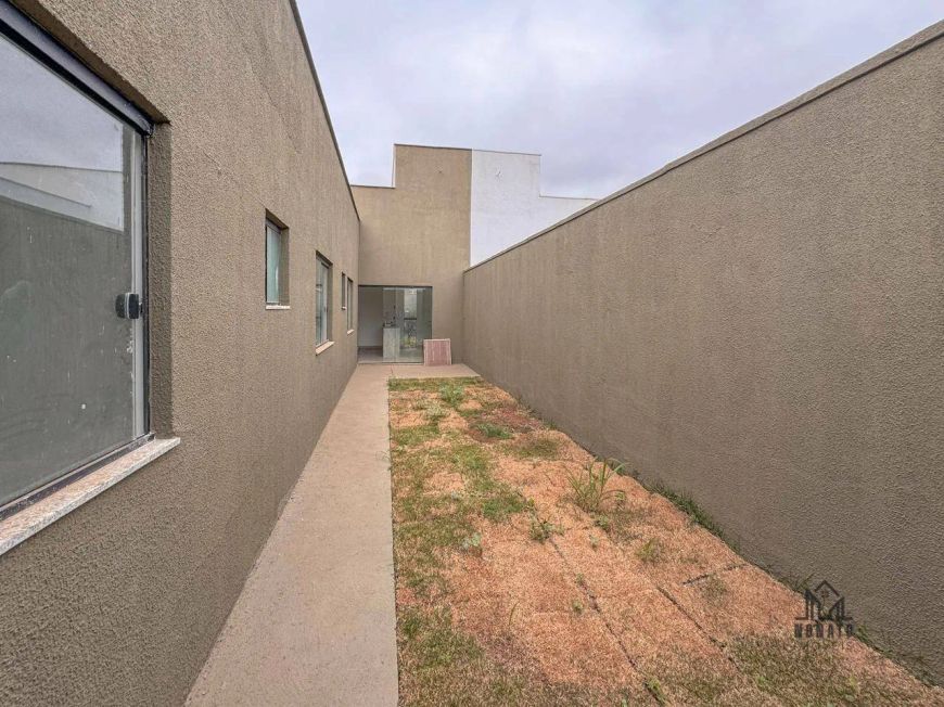 Casa com 3 dormitórios à venda, 110 m² por R$ 420.000,00 - Cardoso - Aparecida de Goiânia/GO
