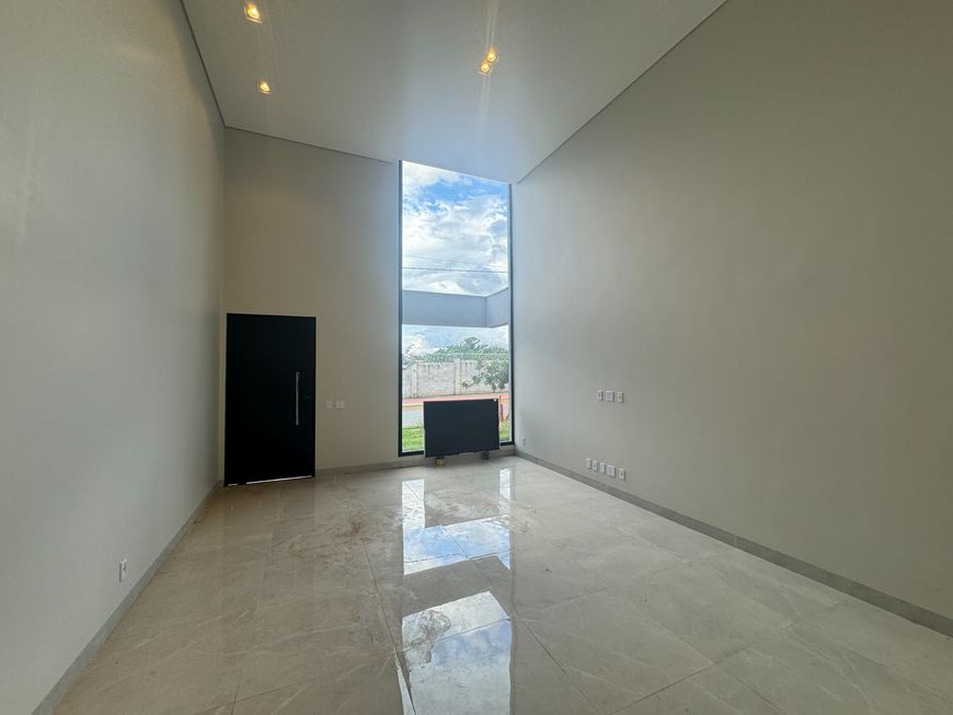 CASA TÉRREA 3 SUÍTES, 4 VAGAS - CONDOMÍNIO RESIDENCIAL PARQUE VILLE JACARANDÁ- AP GOIÂNIA