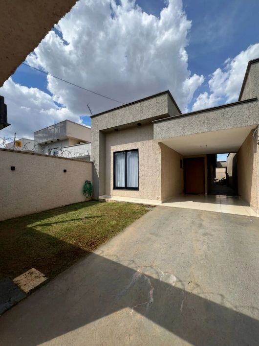 Casa à Venda 2 quartos, sendo 1 suíte no Bairro Cardoso- Continuação em Aparecida de Goiânia-GO.