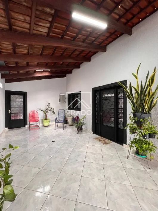 Casa à venda com 3 quartos, Cidade Satélite São Luiz, Aparecida de Goiânia, Goiás