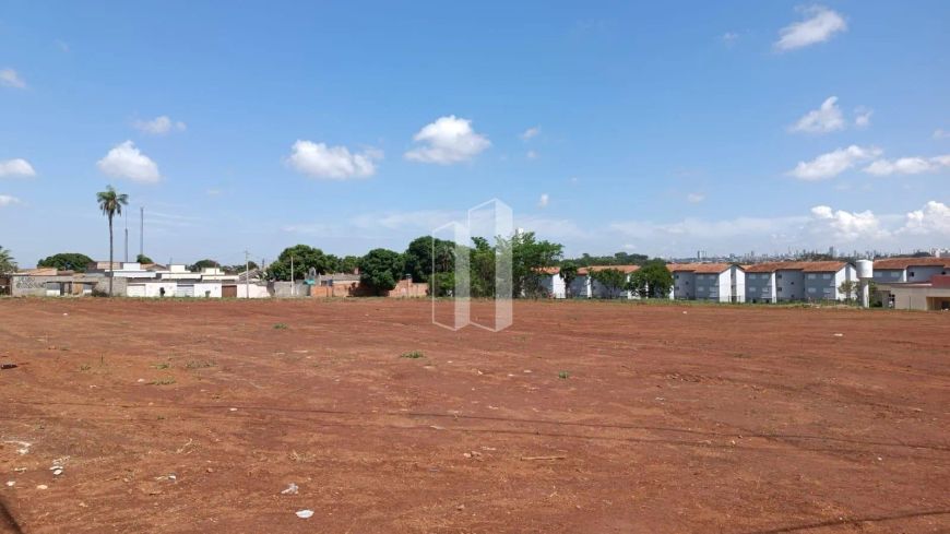 Lote Comercial em Chácaras São Pedro - Aparecida de Goiânia, GO