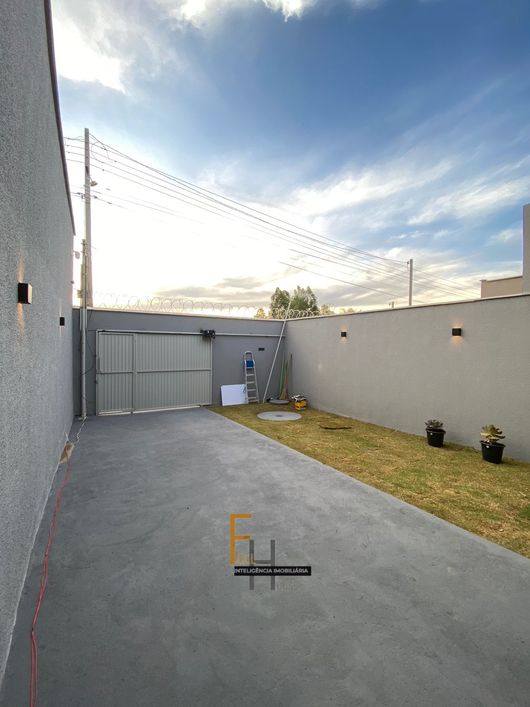 CASA NO SETOR DOS ESTADOS I 100 M² I 3 QUARTOS I 1 SUITE I 3 VAGAS I AREA GOUMET I, Aparecida de Goi