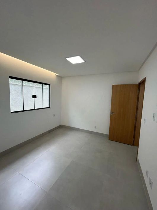 Imóvel para venda com 180 metros quadrados com 3 suites