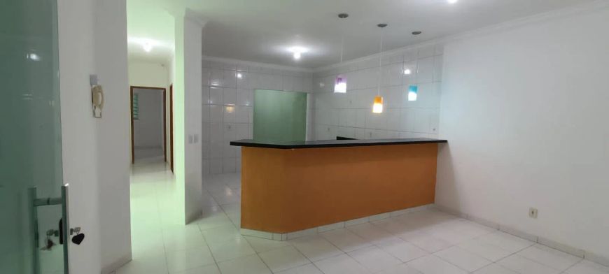 casa de 4Qts semi nova Bairro Cardoso