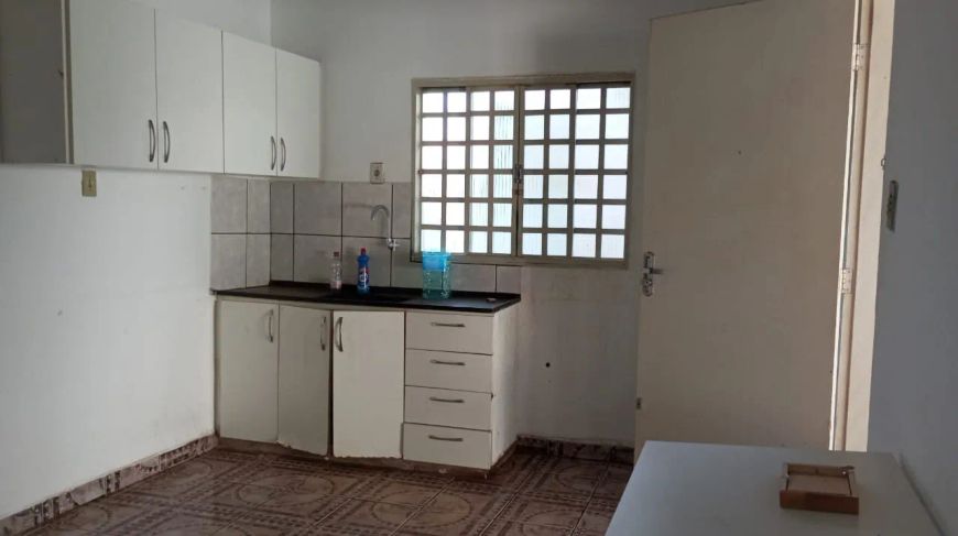 Lote de Esquina no Vila Brasília Lote à Venda, 450 por R$ 580.000 no setor Vila Brasilia AD25212