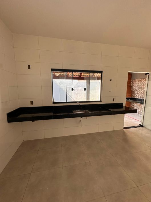 VENDO URGENTE!! Imóvel para venda com 186 metros quadrados com 3 quartos