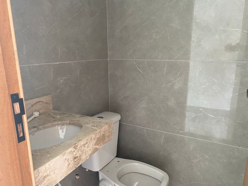 belíssima casa de 3 qtos excelente acabamento no santa luzia ao lado da av. w5