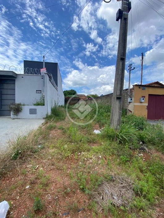 LOTE 180 M² - JARDIM ATALAIA codigo: 103779