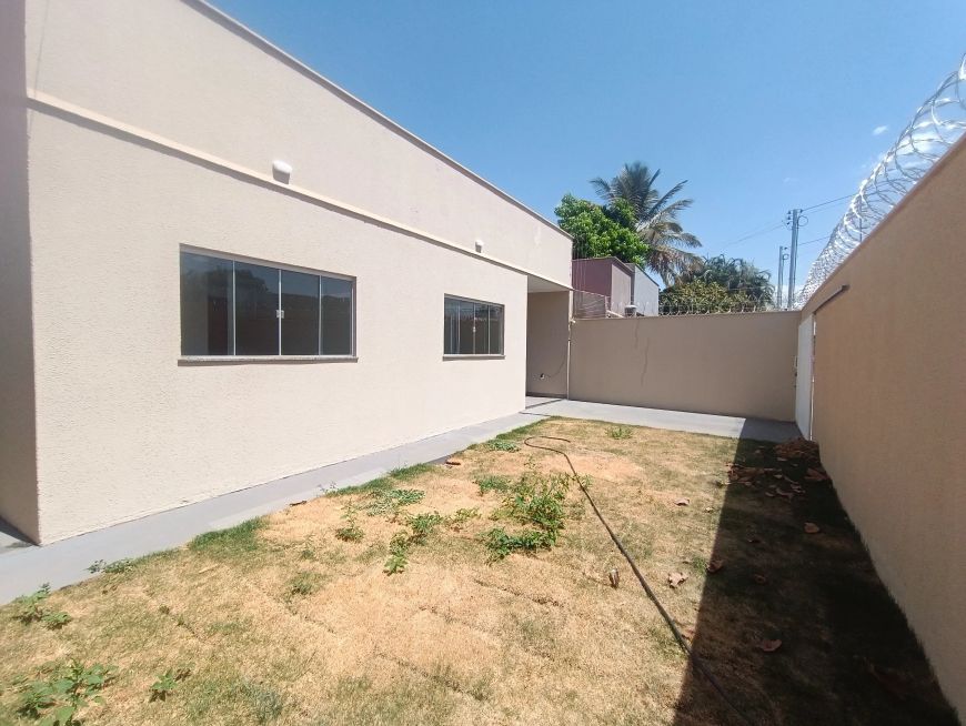 Casa a venda usada setor Jardim nova Olinda 03 quartos, acabamentos diferenciados em Aparecida de G