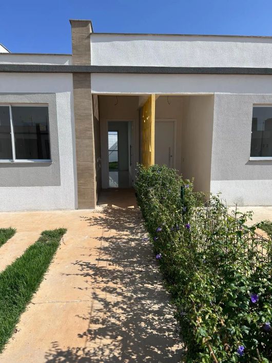 Kazas Jardins Bellagio Casa em Condomínio com 2 Quarto(s) e 2 banheiro(s) à Venda, 80 por R$ 385.000