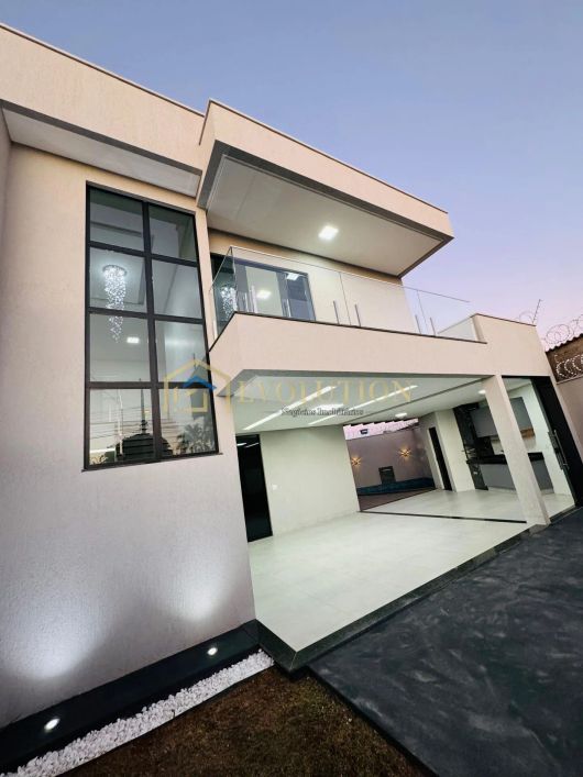 Sobrado à venda no bairro Independência - Aparecida de Goiânia/GO