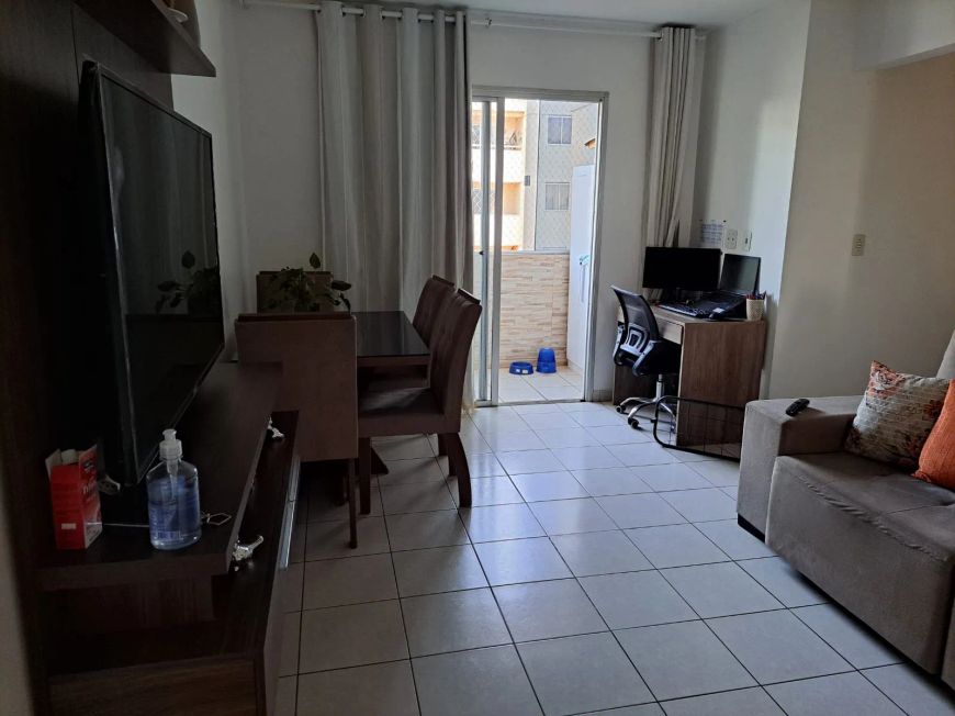 Apartamento 2Q Condomínio Flora Park 1