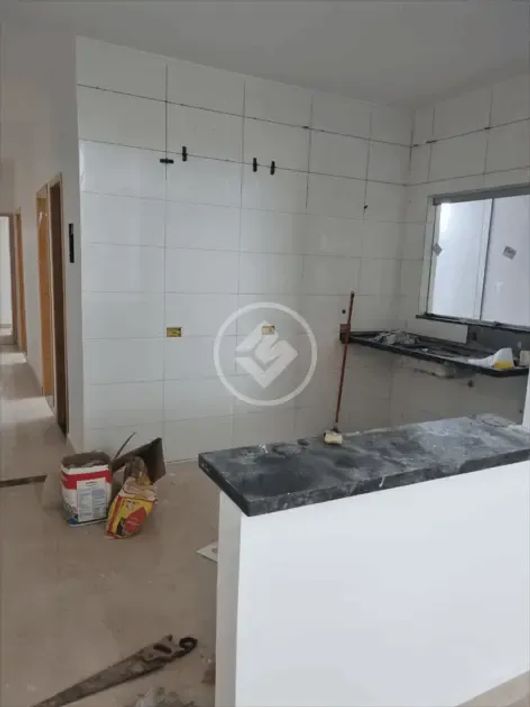 Casa de 03 quartos no St. Nova Olinda em Aparecida e Goiânia. codigo: 20323