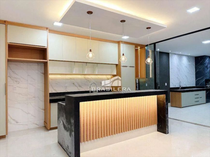 Casa com 3 suítes à venda, 241 m² por R$ 1.500.000 - Cidade Satélite São Luiz - Aparecida de Goiânia